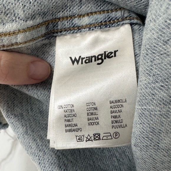 Wrangler rainbow acid wash denim jacket / cropped / small / button - Picture 4 of 7